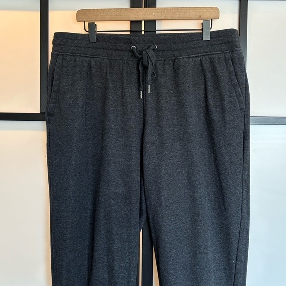 Orvis Men’s Gray jogger pants. Size XL - Picture 5 of 10